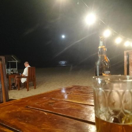 Hotel Coral Bay Trincomalee Exterior foto